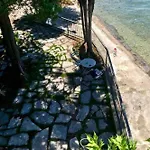 Pied Dans L'eau * Brezzo