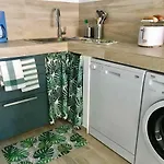 Pied Dans L'eau בית נופש *