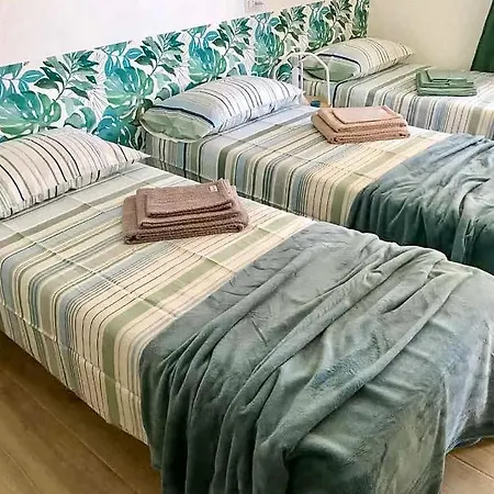 Pied Dans L'eau Brezzo